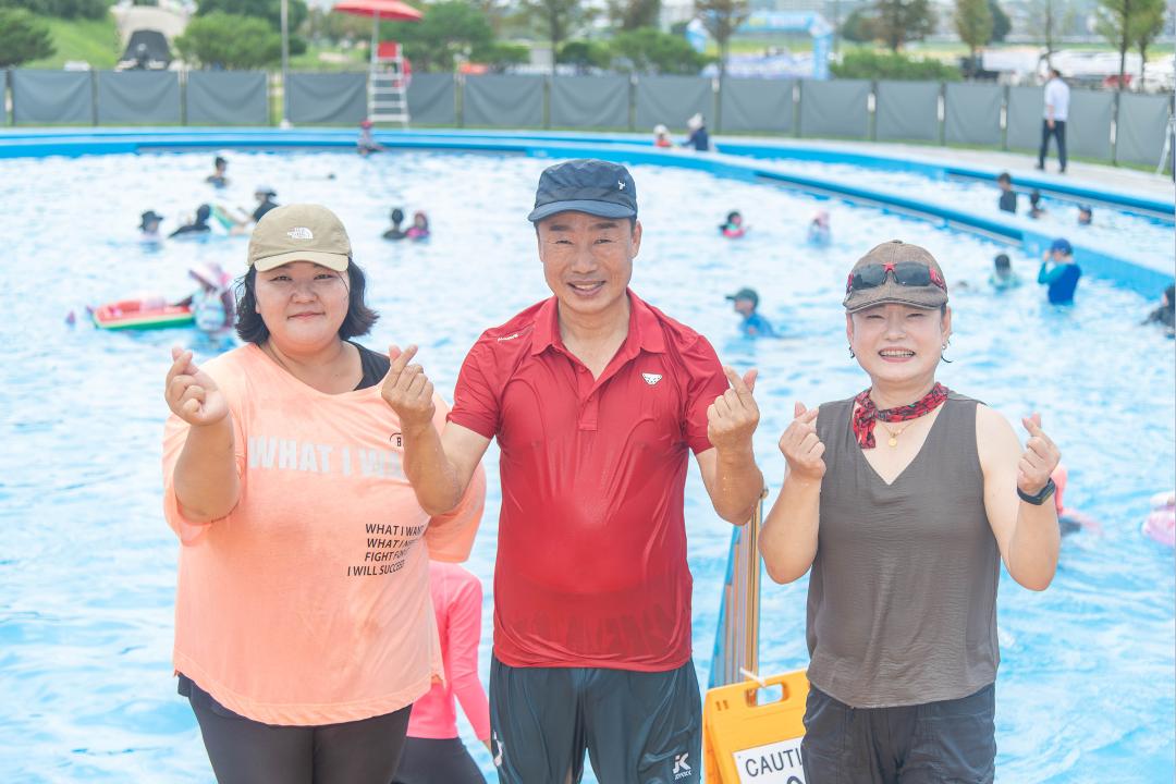 '오학동 남한강둔치 물놀이장 개장' 게시글의 사진(32) '20240801_오학동 남한강둔치 물놀이장 개장32.jpg'