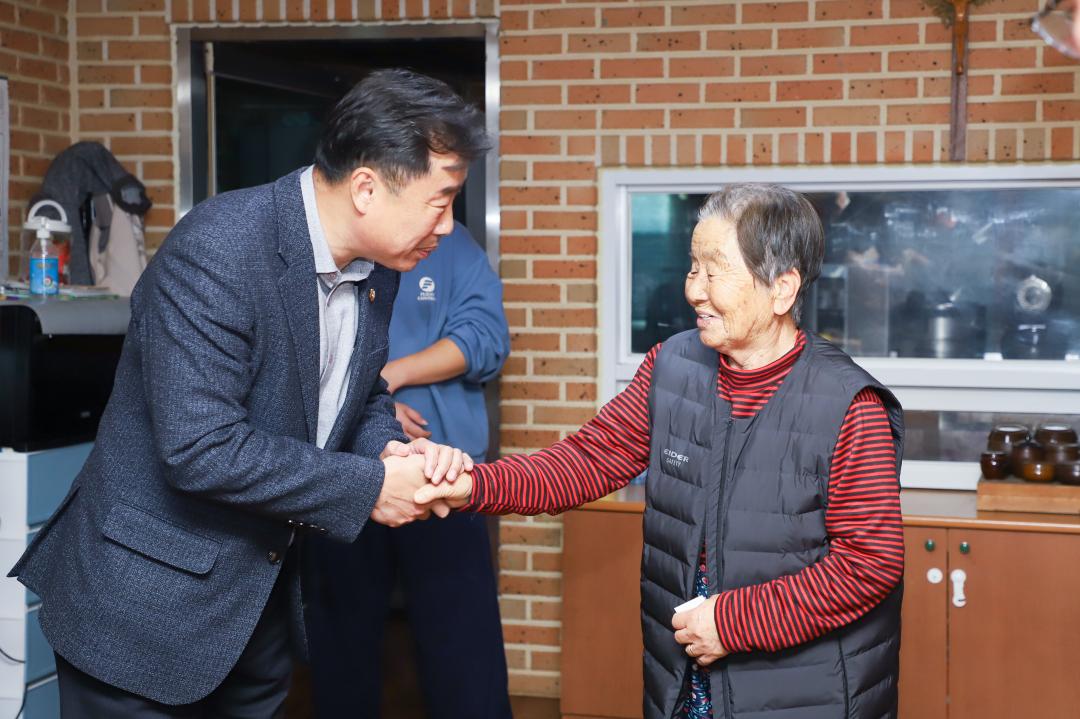 '아동복지시설 위문품 전달' 게시글의 사진(7) 'IMG_6141.jpg'