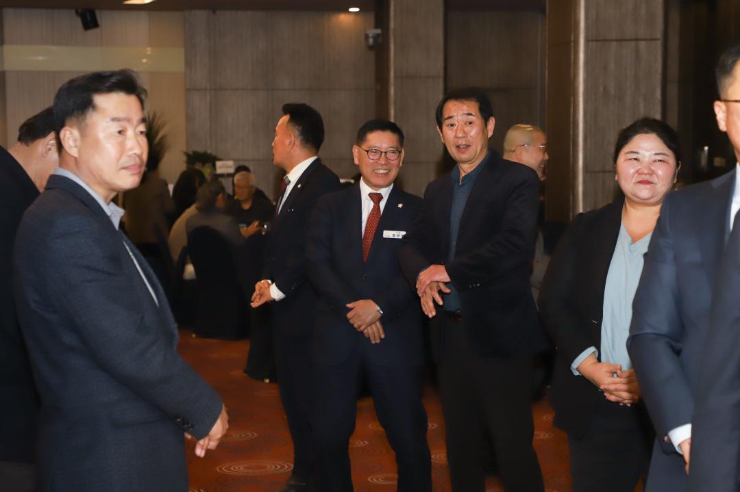 '여흥동 주민자치회장 이취임식' 게시글의 사진(4) 'IMG_4454.jpg'
