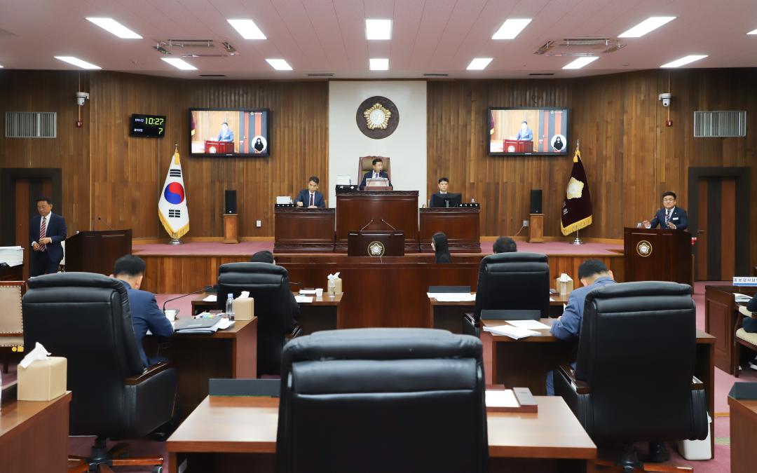 '제2차 본회의 - 시정질문ˑ답변' 게시글의 사진(1) 'IMG_5782.jpg'