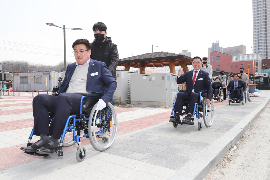 '장애인의날 장애체험 캠페인' 게시글의 사진(8) 'IMG_8333.jpg'
