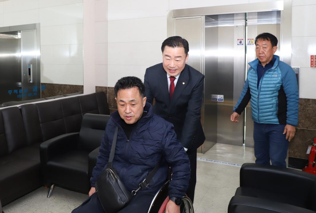 '장애인자립생활지원센터 내방 본회의 방청' 게시글의 사진(4) 'IMG_4704.jpg'