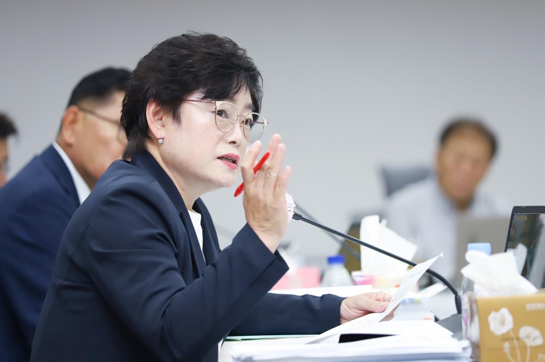 '행정사무감사 특별위원회 (2~4일차)' 게시글의 사진(7) 'IMG_6640.jpg'