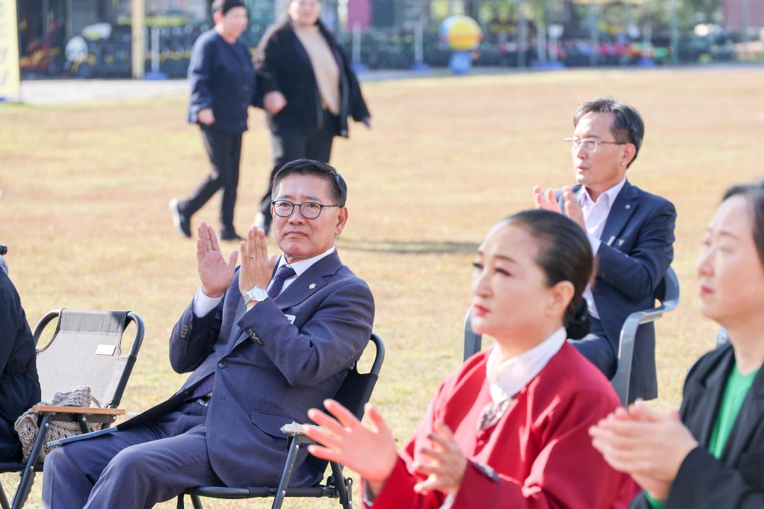 '장애인복지관 '빛을 그리다'展' 게시글의 사진(6) 'IMG_4282.jpg'