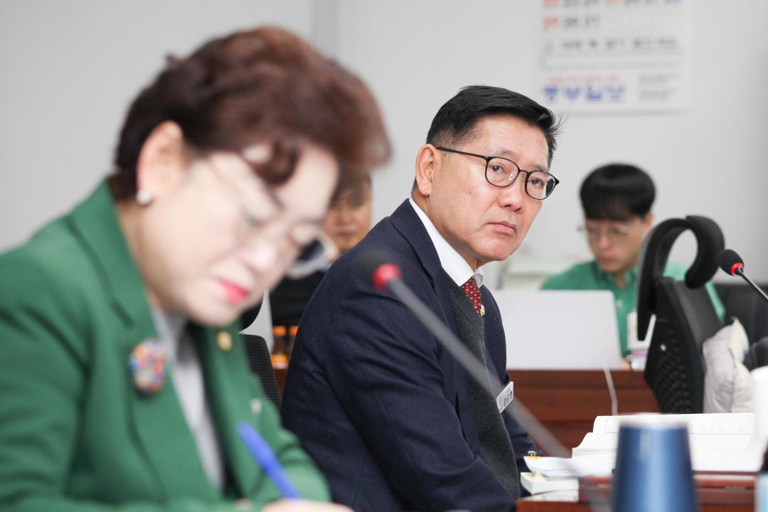 '제11차 예산결산특위' 게시글의 사진(11) 'IMG_6345.jpg'