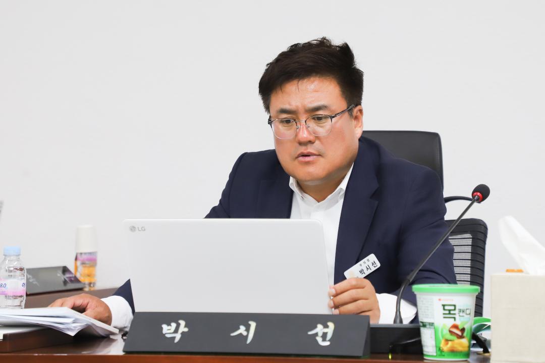 '제1차 조례등심사특별위원회' 게시글의 사진(8) 'IMG_4417.jpg'