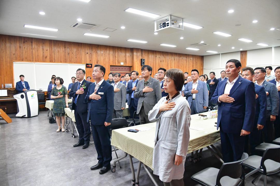'농업기술센터장 명예퇴임식' 게시글의 사진(3) 'DSC_3326.jpg'