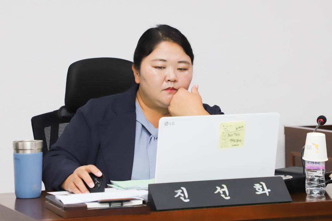 '제1차 조례등심사특별위원회' 게시글의 사진(9) 'IMG_4420.jpg'